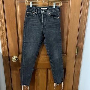 LEVI’S WEDGIE SKINNY JEANS